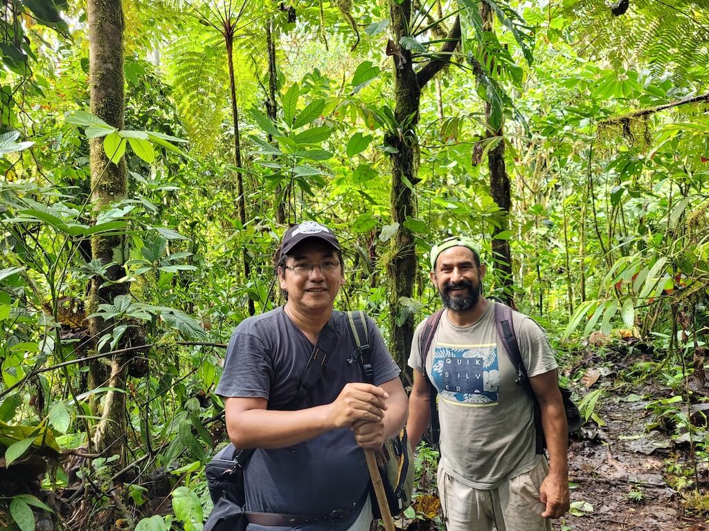 Luis Madrid and Carlos Robles in the cloud forest